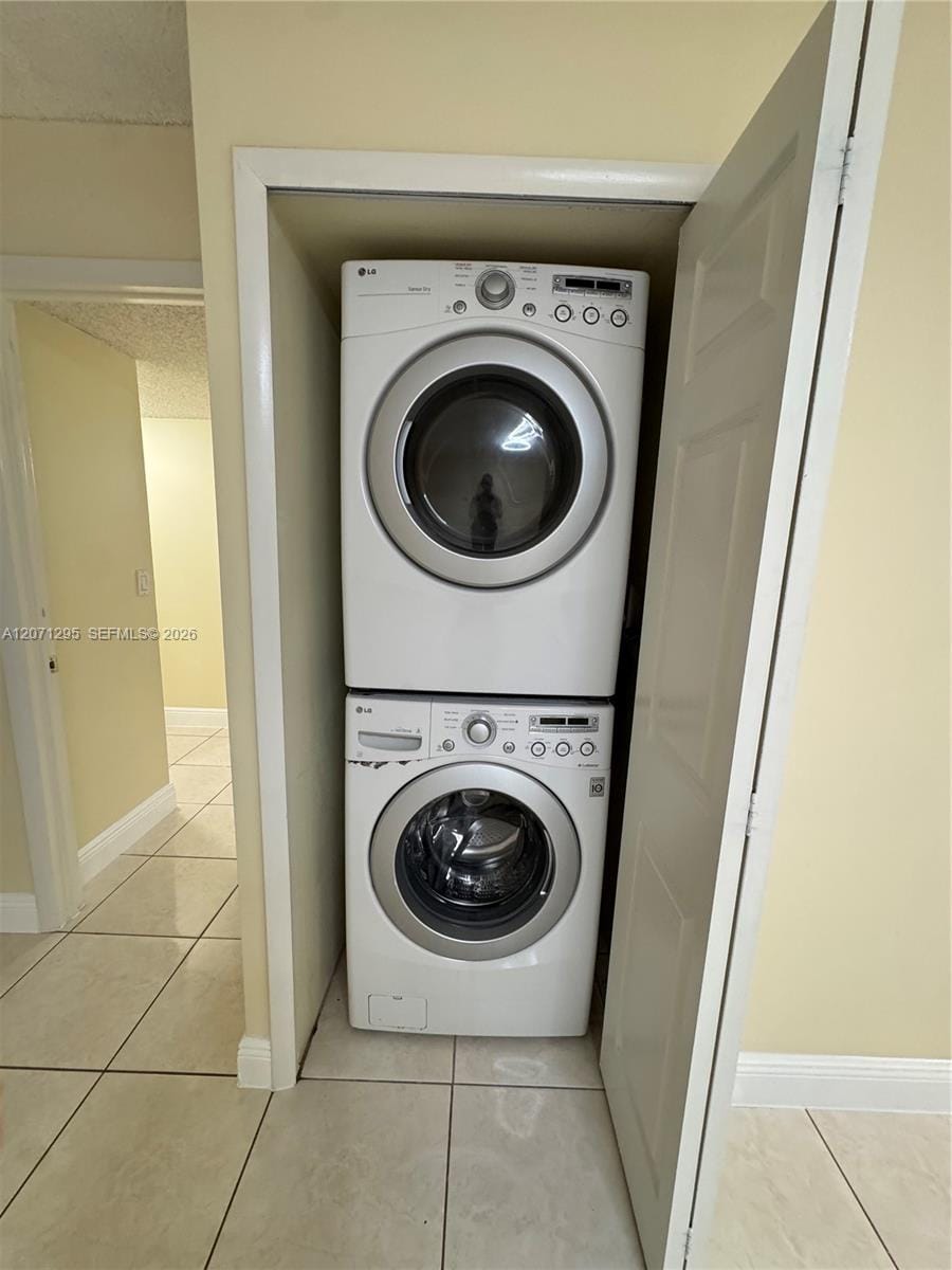 215 Lakeview Drive 105 — photo 11