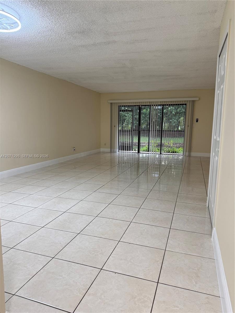 215 Lakeview Drive 105 — photo 8