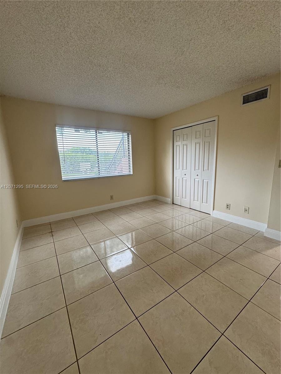 215 Lakeview Drive 105 — photo 10
