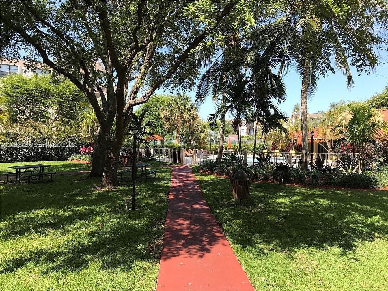 13120 SW 92 Avenue B519, Miami, FL 33176 photo 21