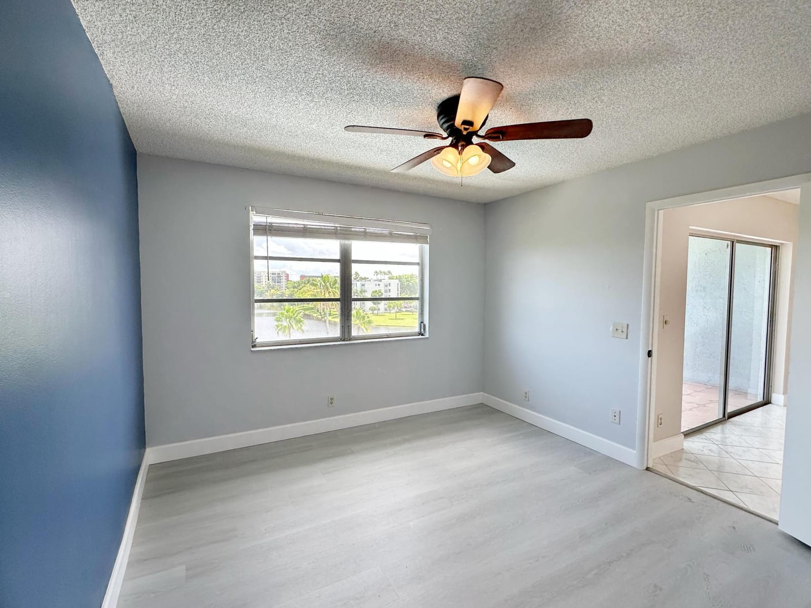 2220 N CYPRESS BEND Drive 503, Pompano Beach, FL 33069 photo 18