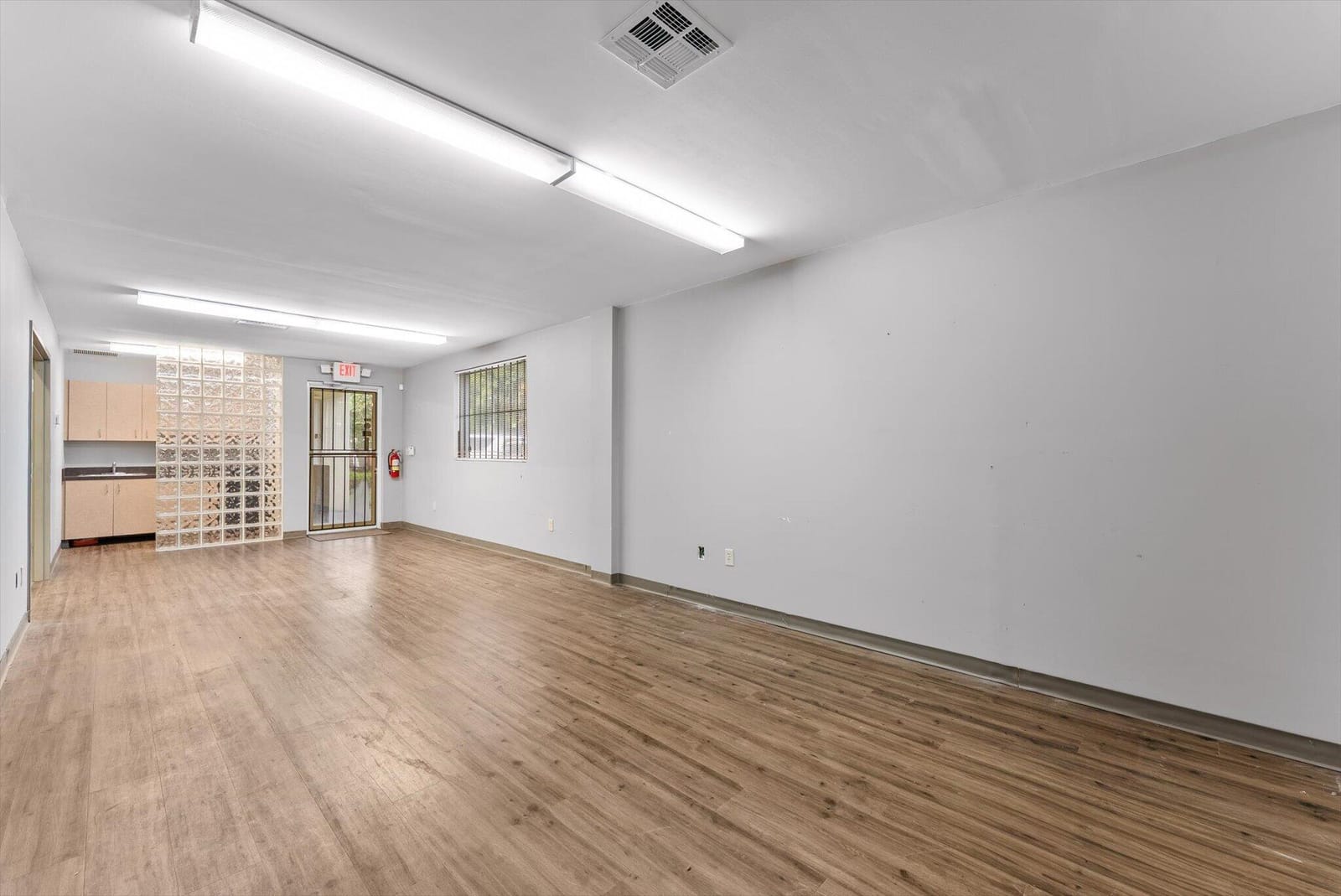 352 Tall Pines Road G — photo 4