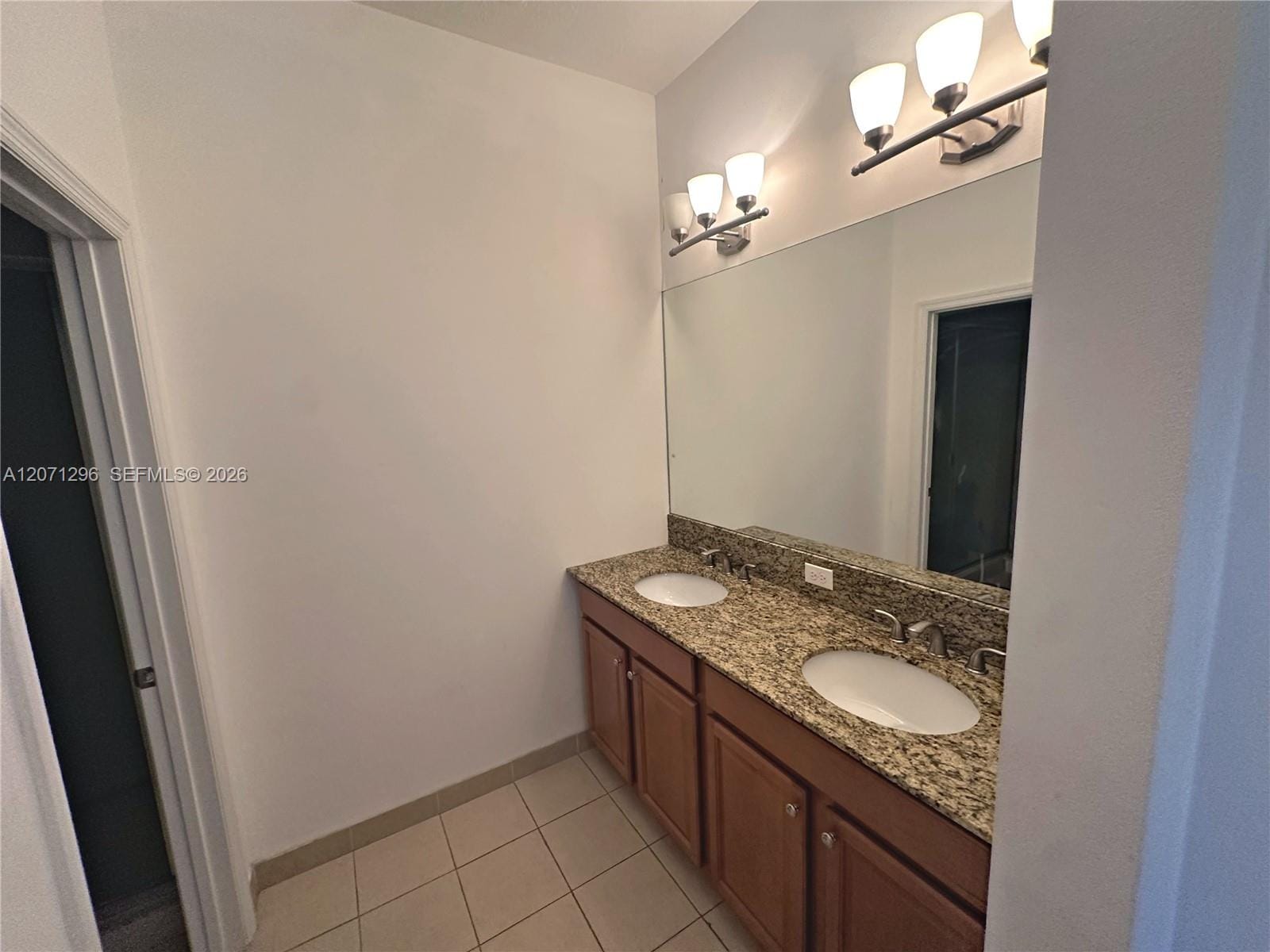 885 NE 191st Street, Miami, FL 33179 photo 14
