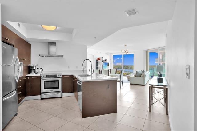 250 Sunny Isles Boulevard 3-904, Sunny Isles Beach, FL 33160