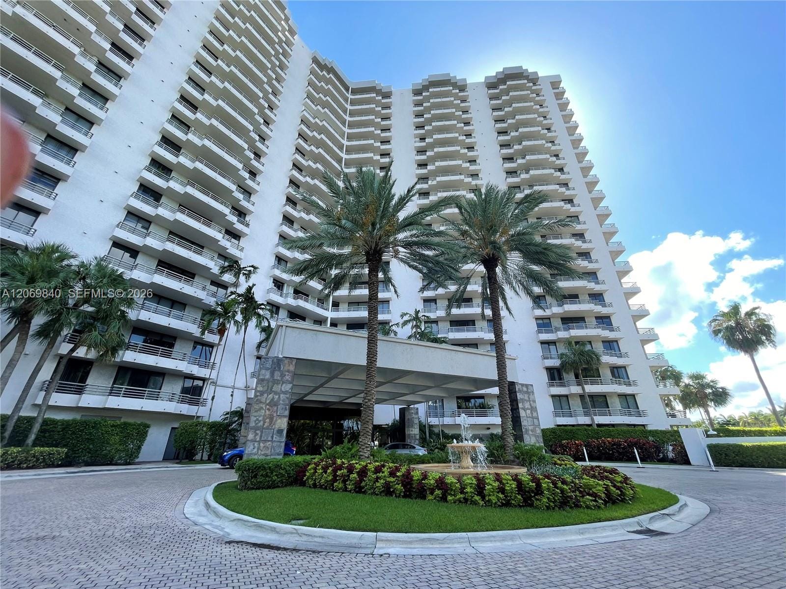 3300 NE 191st Street 1918, Aventura, FL 33180