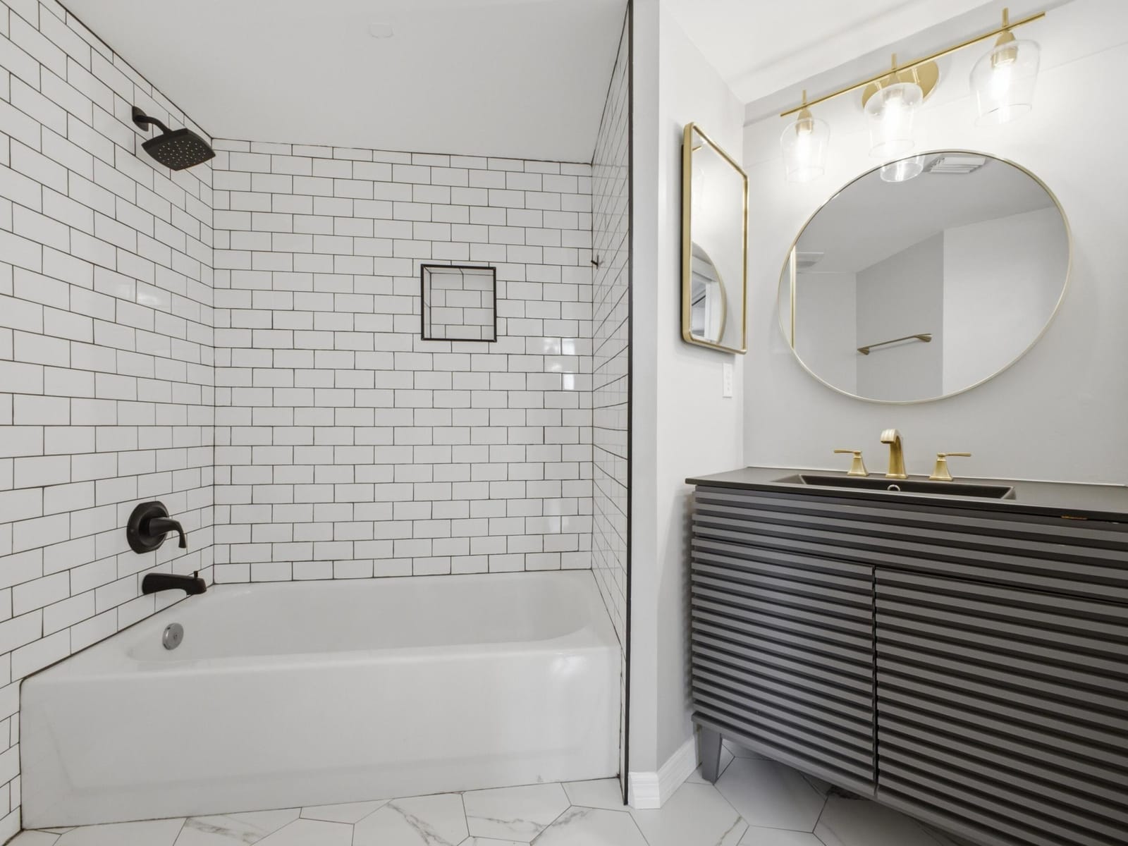 900 CRESTWOOD Court S 920 — photo 5