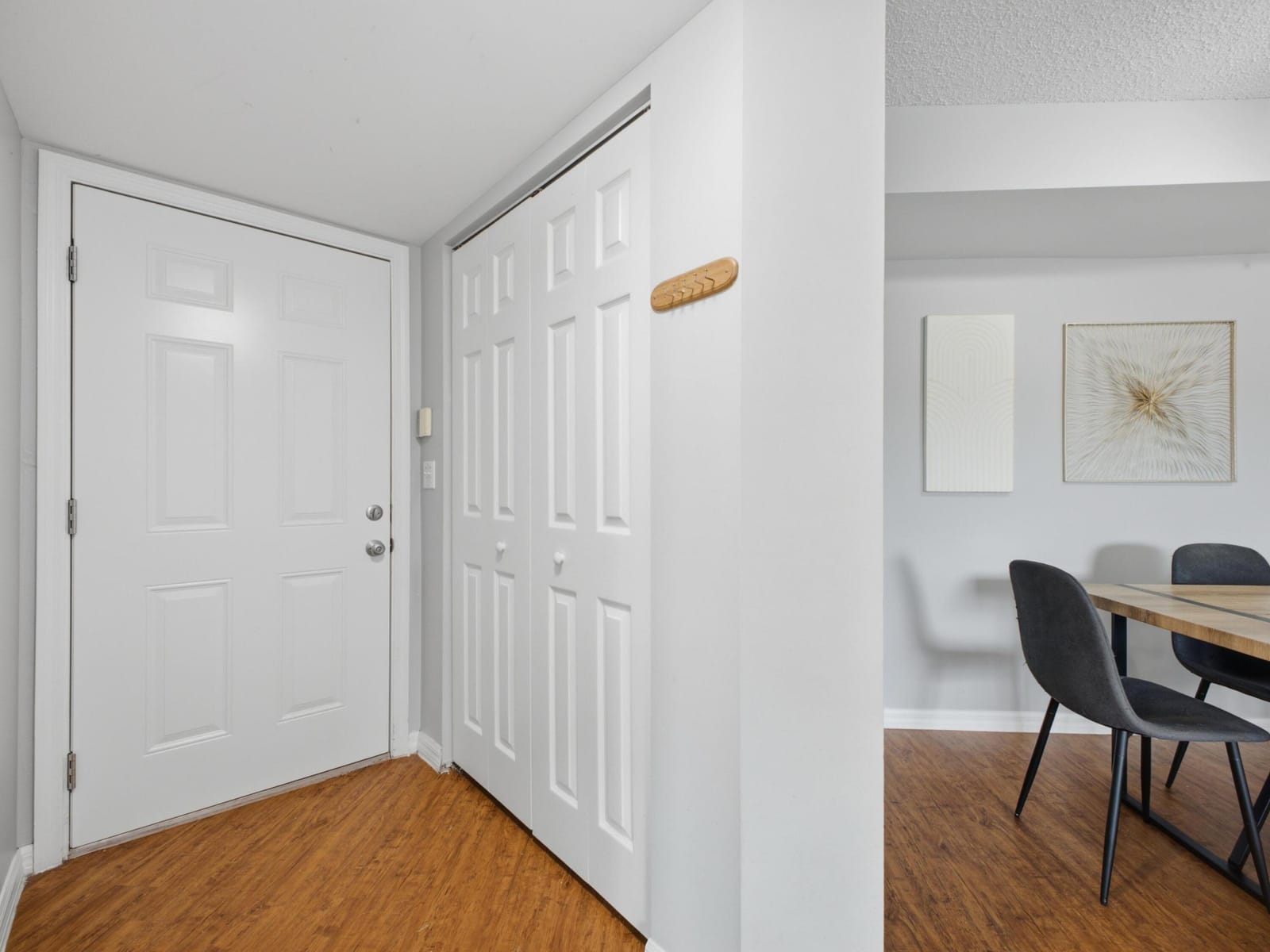 900 CRESTWOOD Court S 920 — photo 9