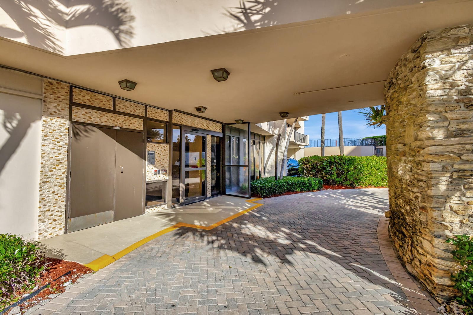 4200 N Ocean Drive 1-406, Riviera Beach, FL 33404 photo 20
