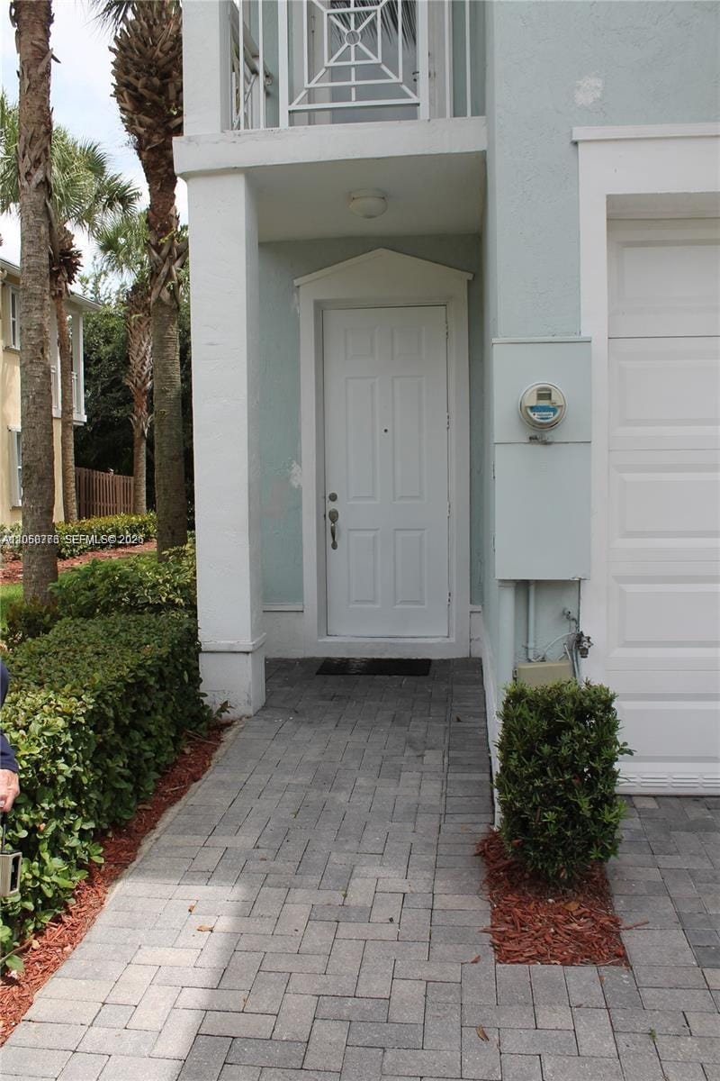 10770 NW 74th Lane — photo 2