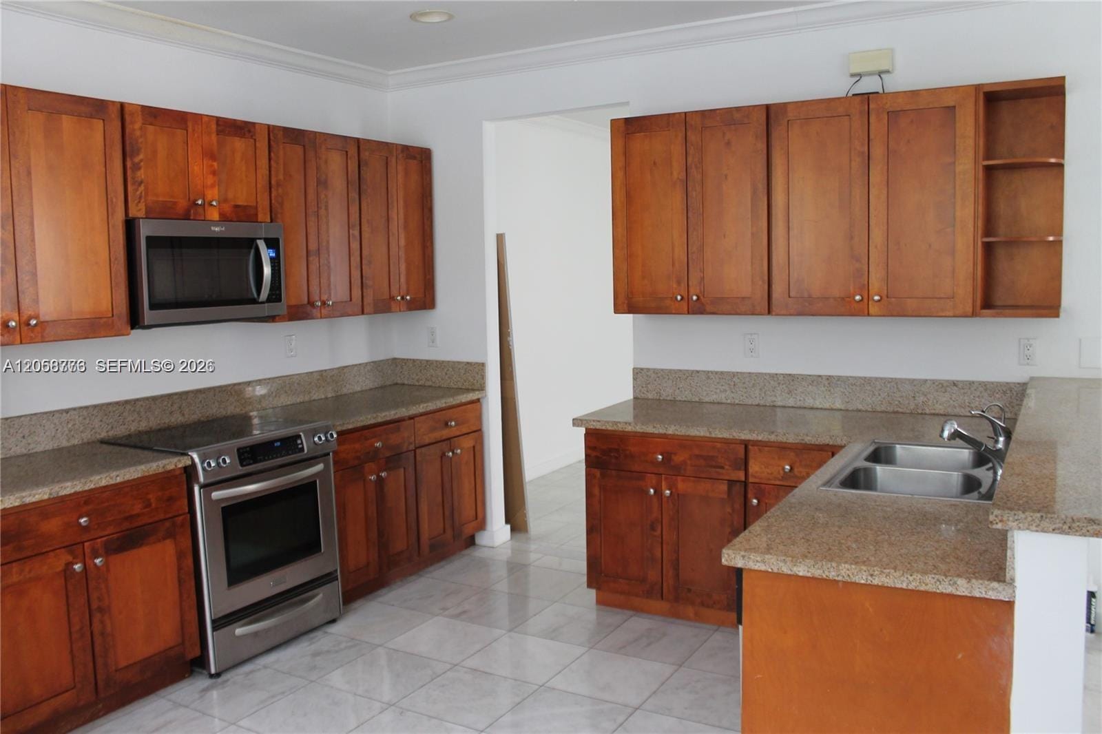 10770 NW 74th Lane — photo 9