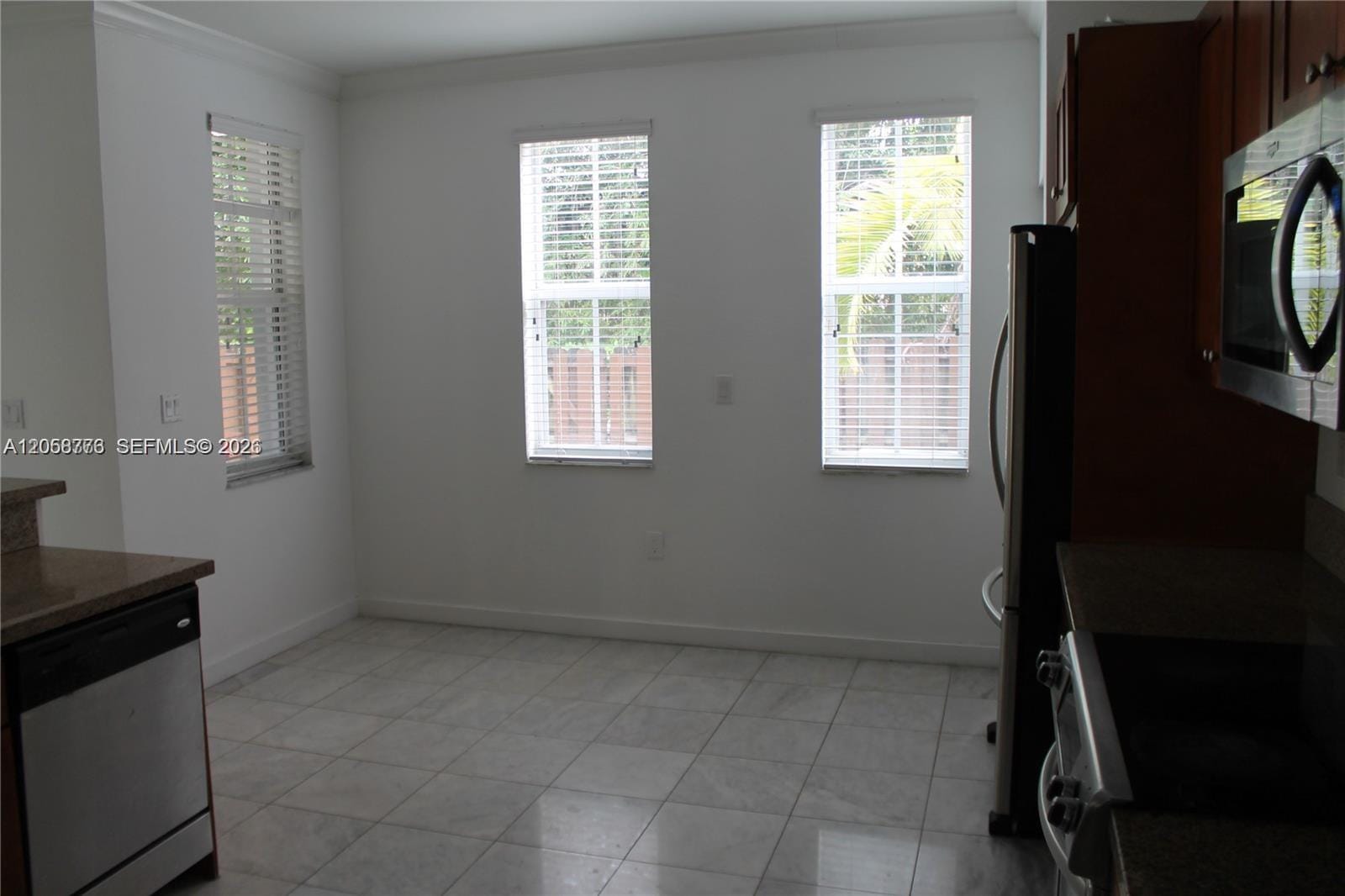 10770 NW 74th Lane — photo 10