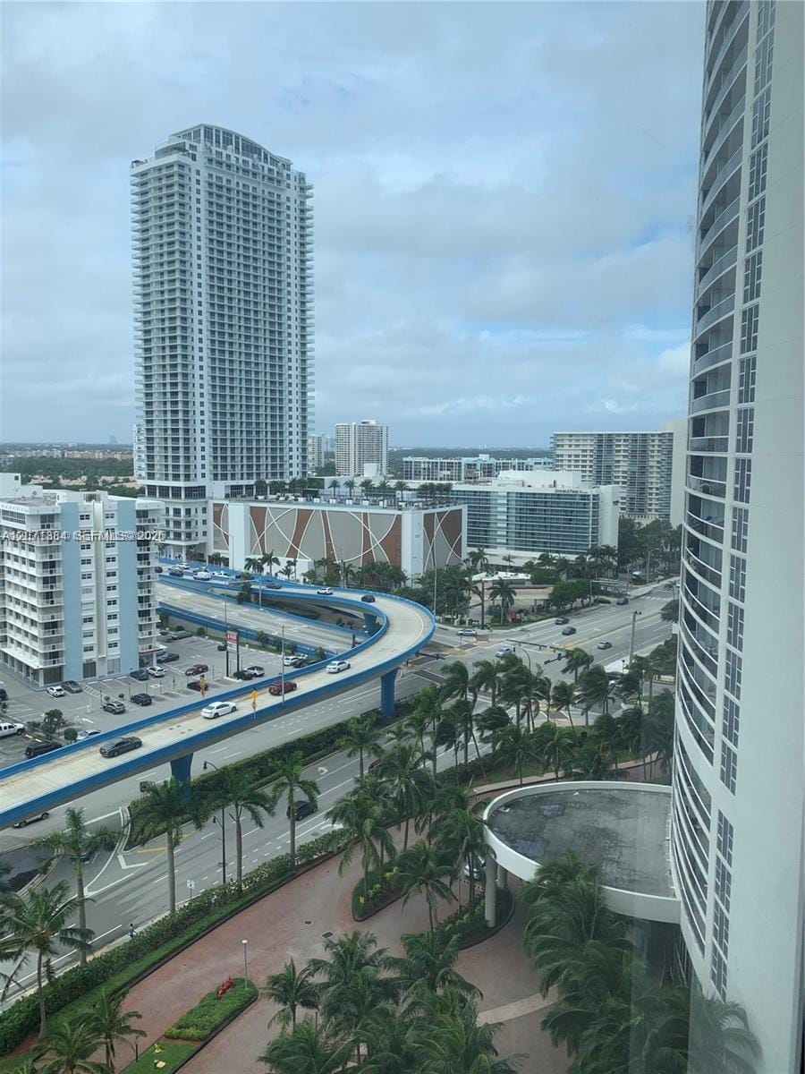 1830 S Ocean Drive 1607 — photo 2