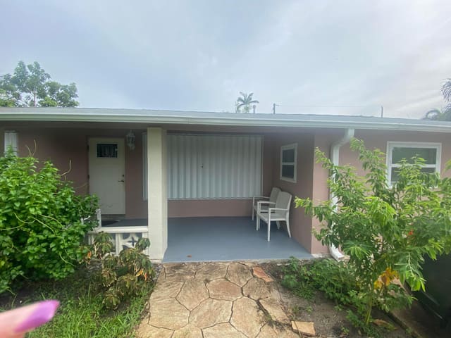 1630 NE 34TH Street, Cresthaven No 9 Replat, Pompano Beach, FL
