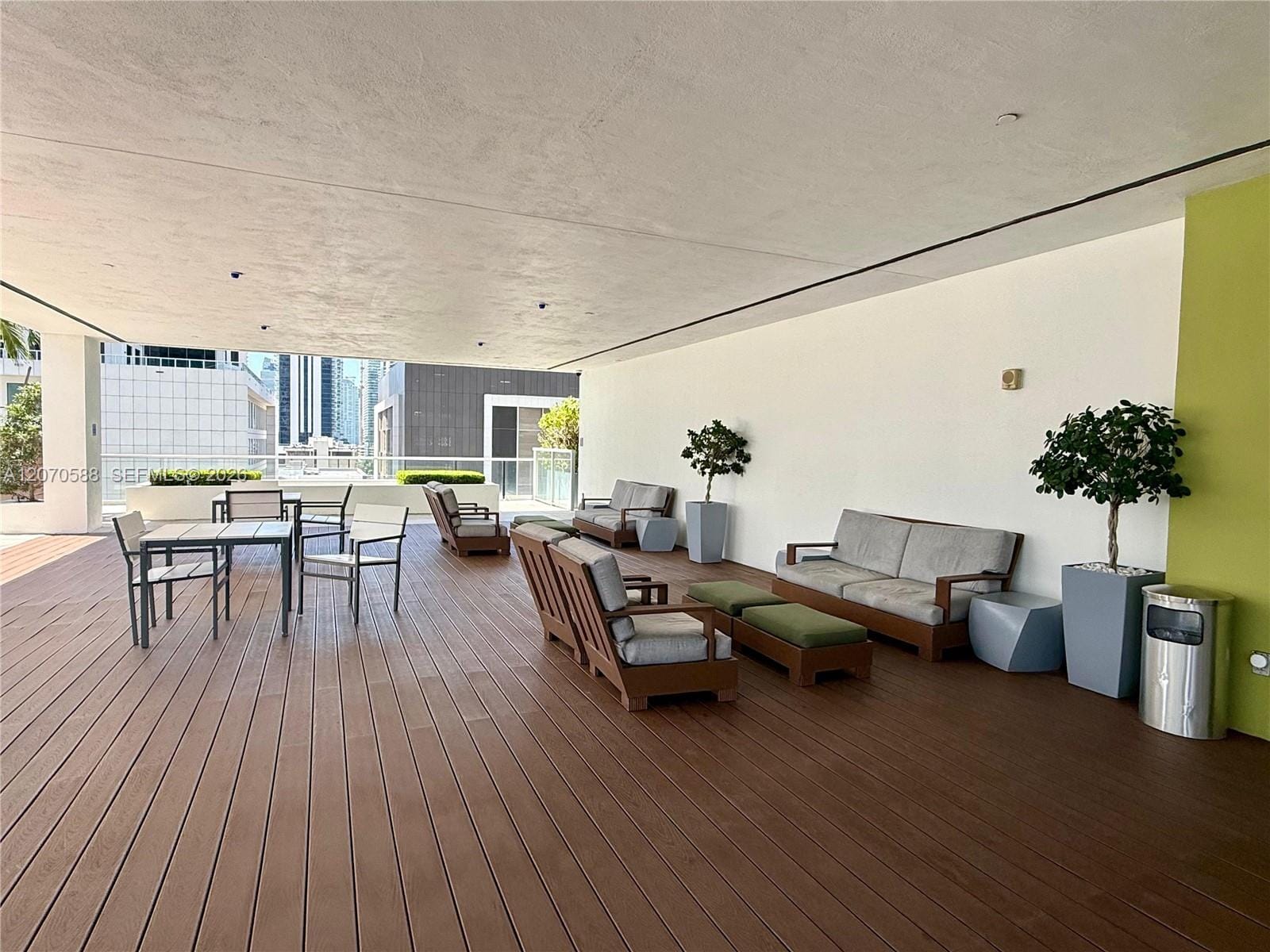 55 SE 6th Street 2404, Miami, FL 33131 photo 13