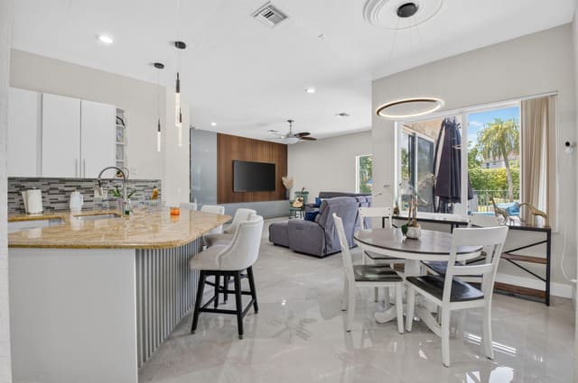 21633 Lynhurst Way, sold in Boca Falls Par K, Boca Raton, FL
