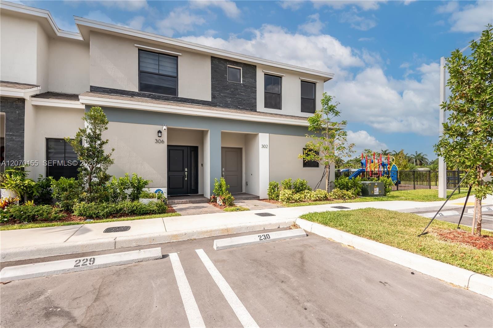 302 NE 1st Drive 302, Florida City, FL 33034
