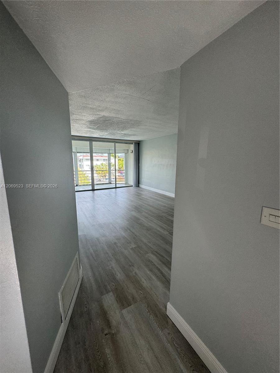 1398 NE 191st Street C305 — photo 7
