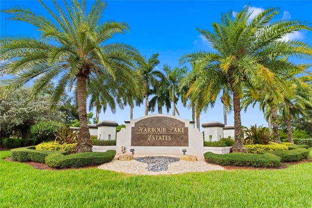 18794 SW 17th Court, Miramar, FL 33029