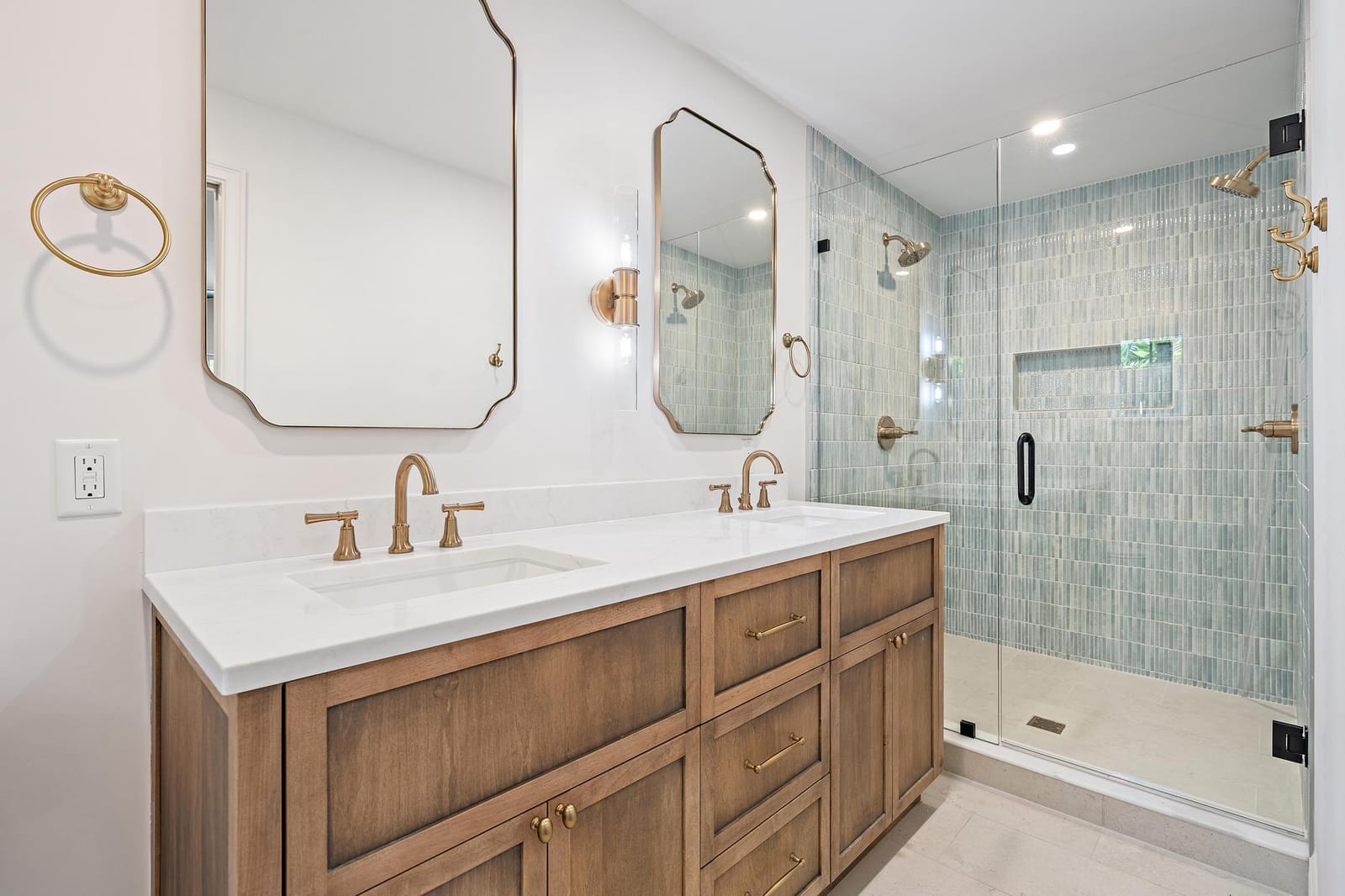 109 E RIVERSIDE Drive, Jupiter, FL 33469 photo 11
