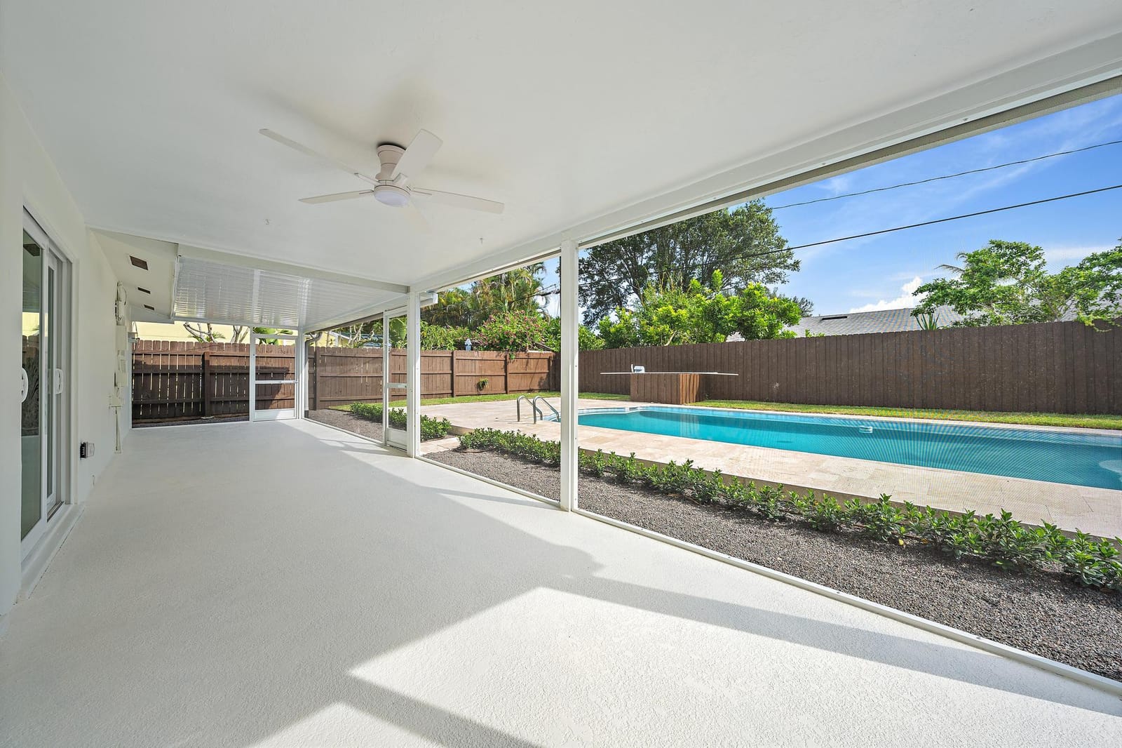 109 E RIVERSIDE Drive, Jupiter, FL 33469 photo 24