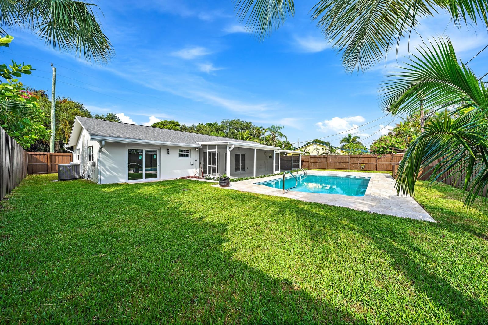 109 E RIVERSIDE Drive, Jupiter, FL 33469 photo 6