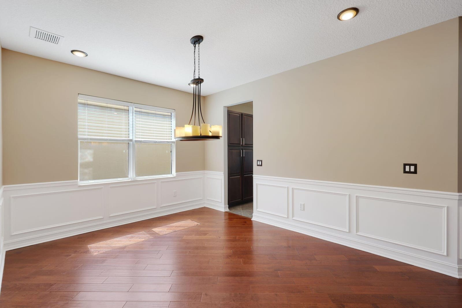 8160 CANTABRIA FALLS Drive — photo 12