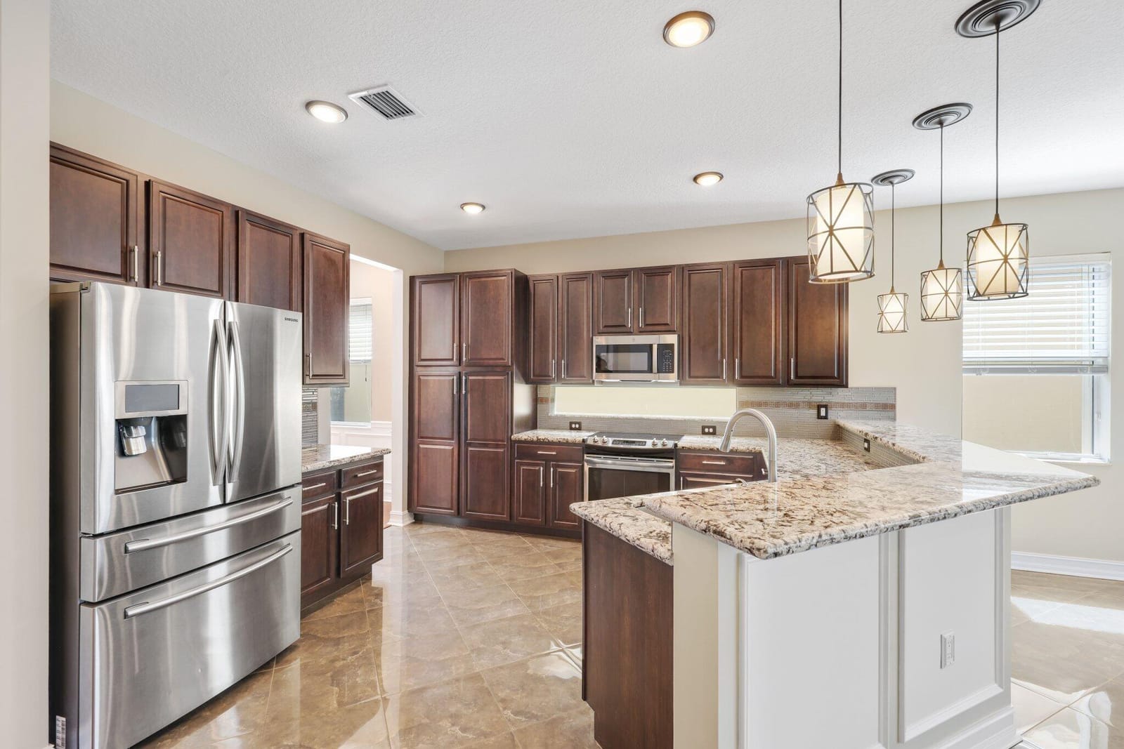 8160 CANTABRIA FALLS Drive, Boynton Beach, FL 33473 photo 22