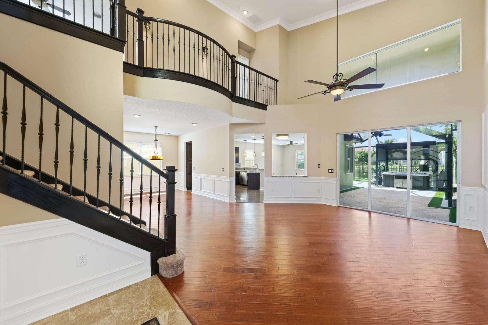 8160 CANTABRIA FALLS Drive — photo 5