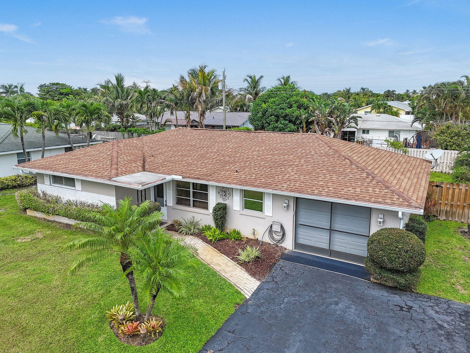 11 Windsor Road E, Jupiter, FL 33469 photo 4