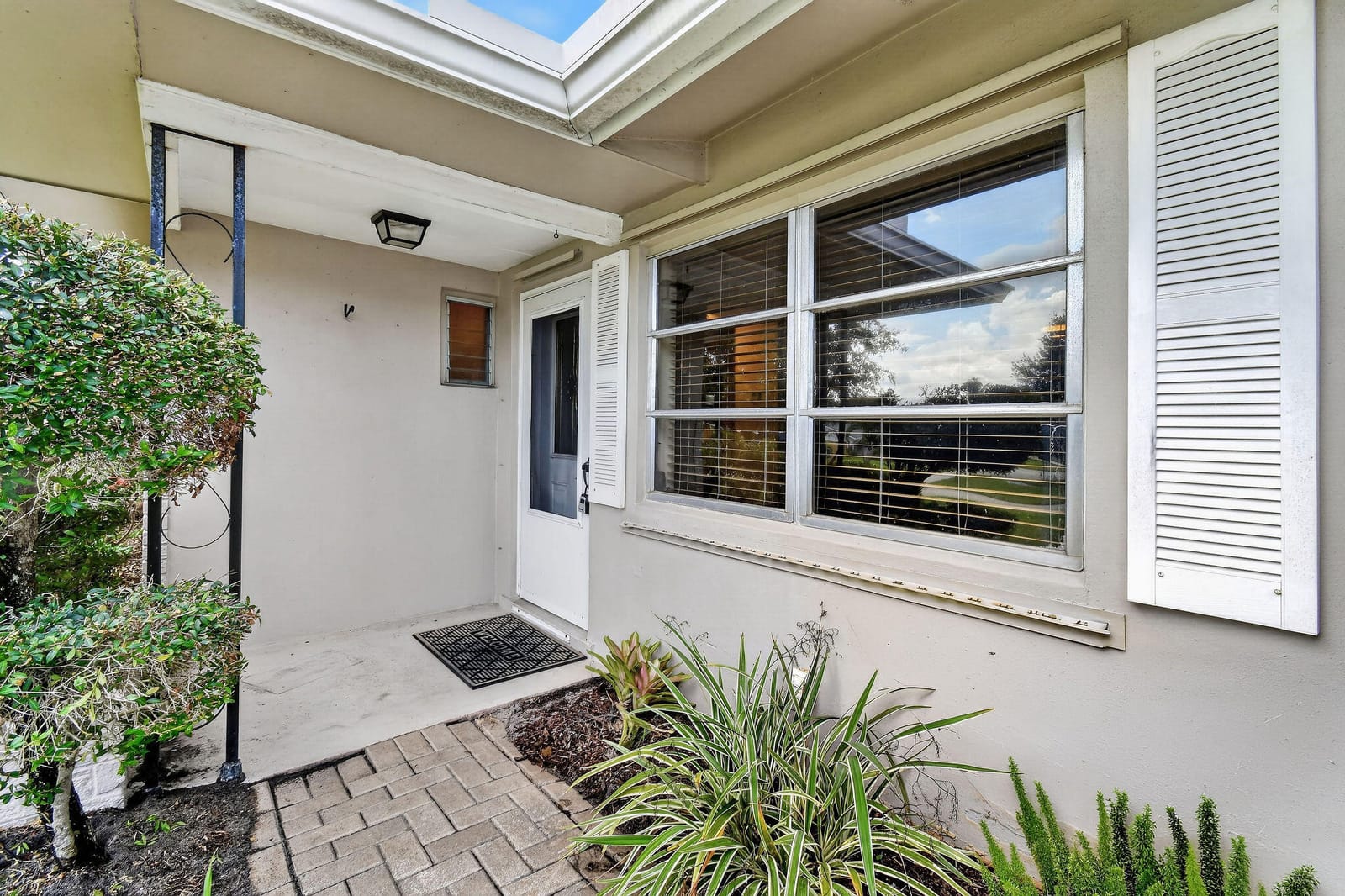 11 Windsor Road E, Jupiter, FL 33469 photo 5
