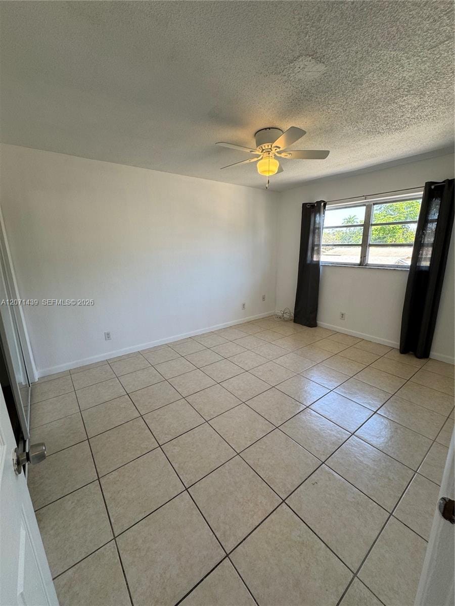 4732 SW 33rd Avenue 206 — photo 6