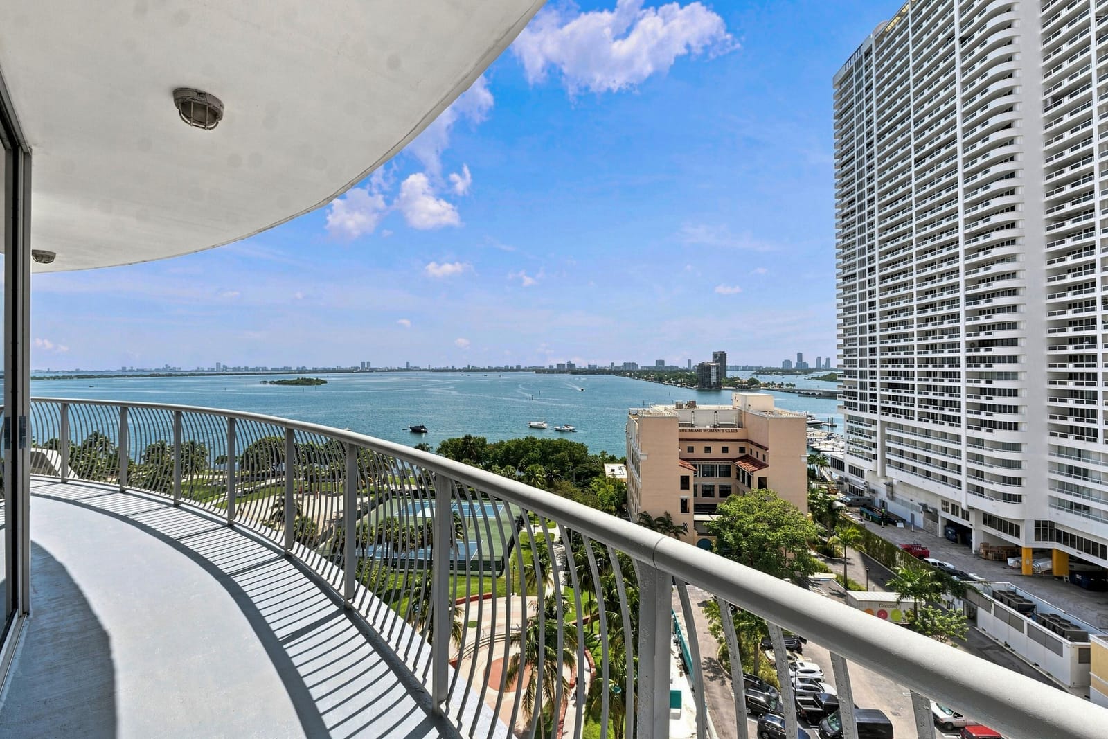 1750 N BAYSHORE Drive 1202, Miami, FL 33132