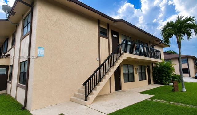 6605 W 26th Drive 24-18, Hialeah, FL 33016