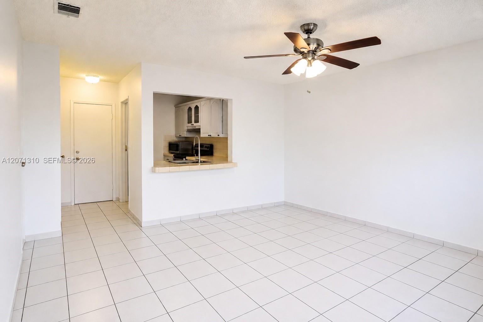 6605 W 26th Drive 24-18, Hialeah, FL 33016 photo 2