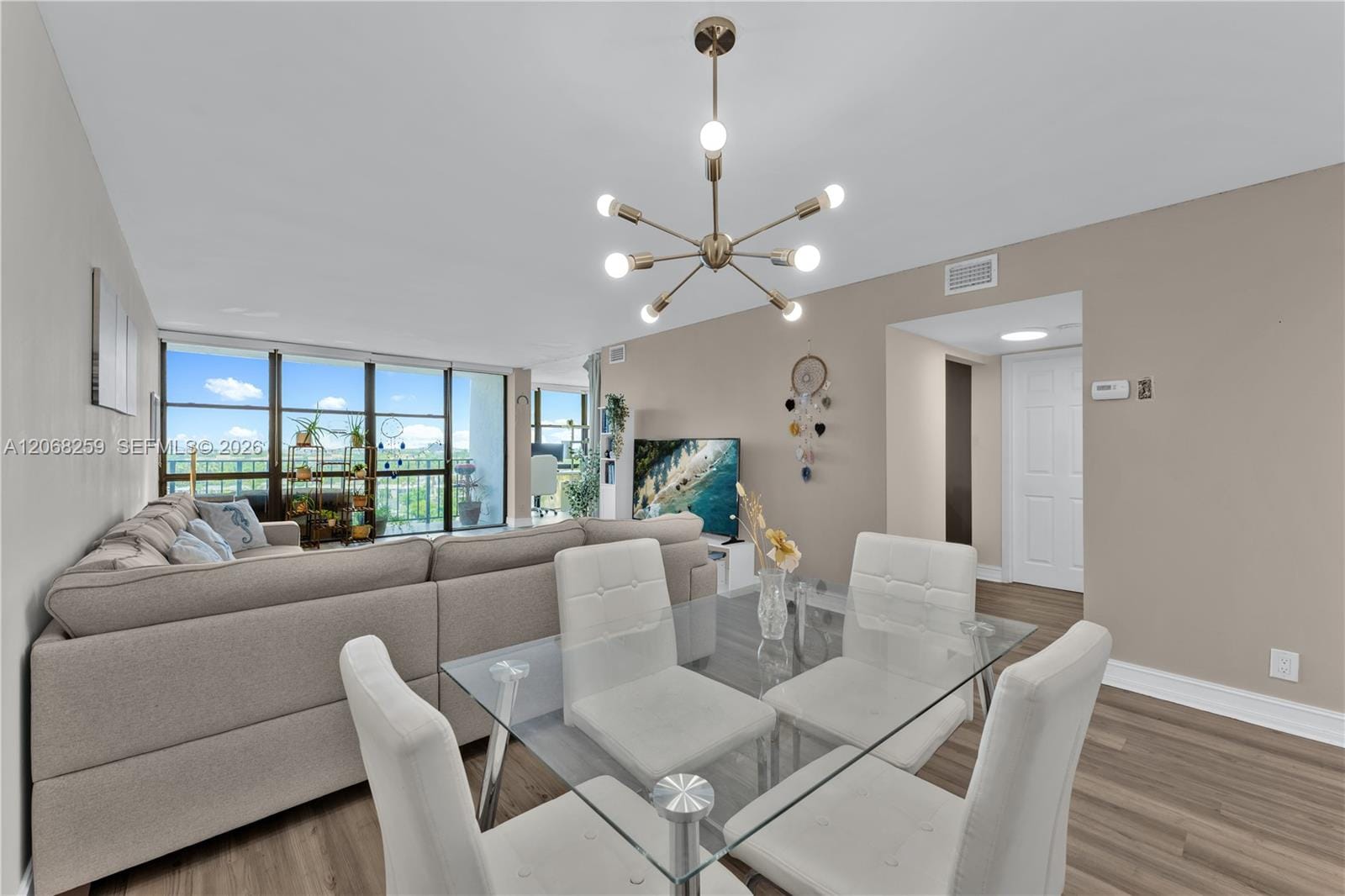 1000 Parkview Drive 1007 — photo 5