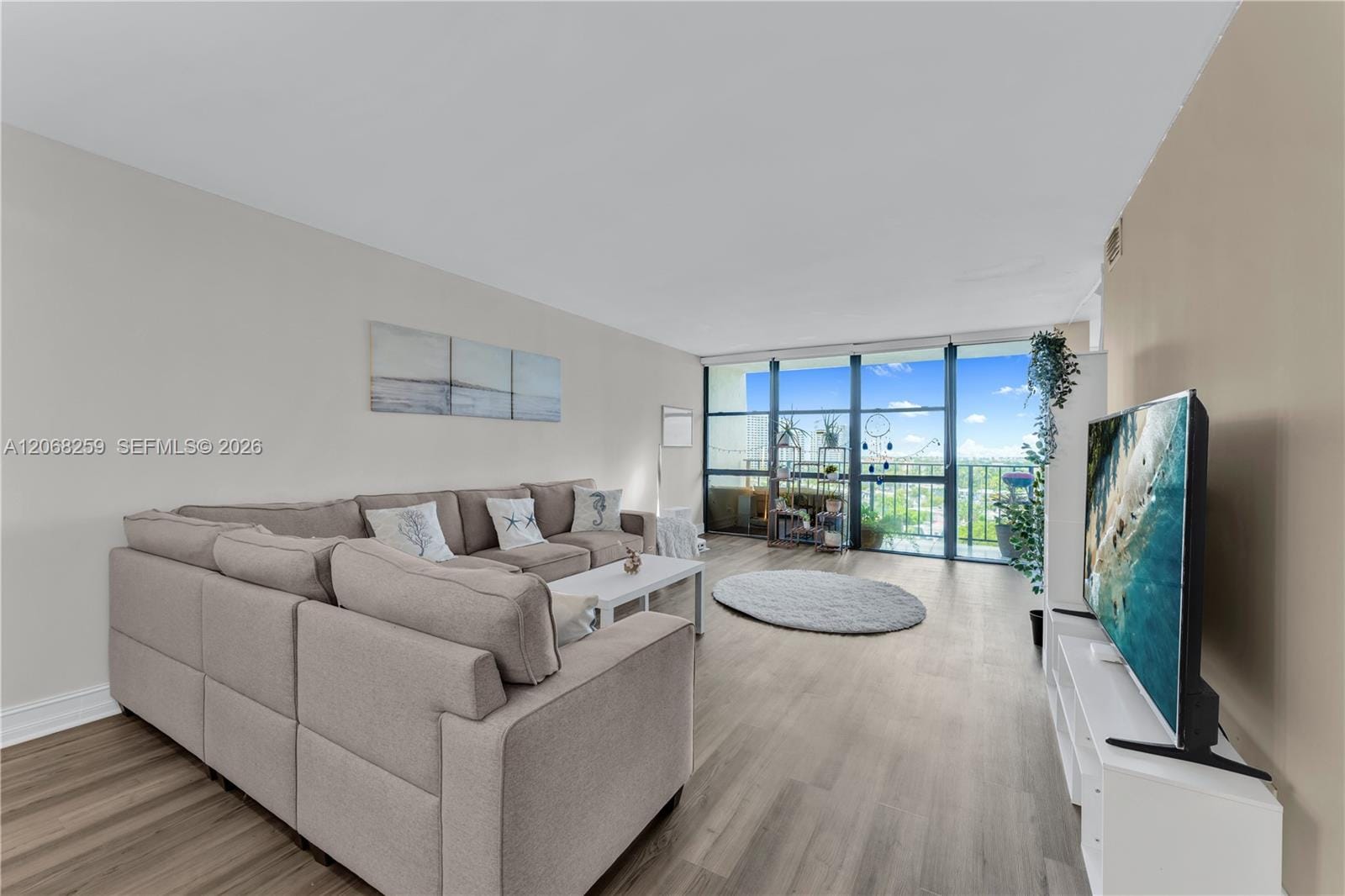 1000 Parkview Drive 1007 — photo 7