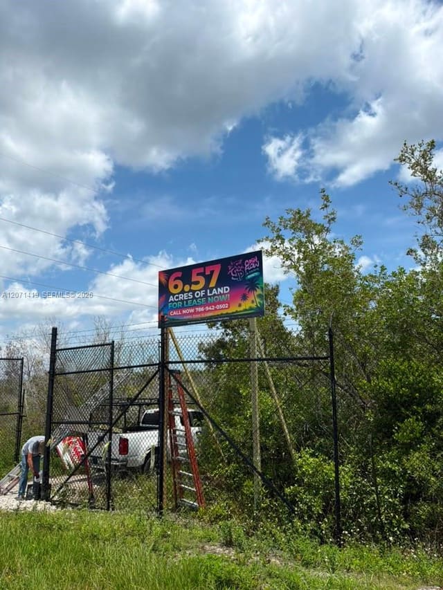 S Dixie Hwy (lease, Florida City, FL 33034