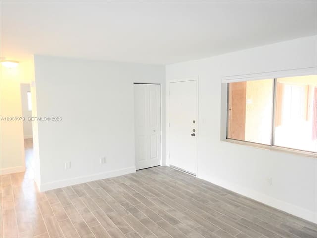 8401 SW 107th Avenue 211E, Miami, FL 33173