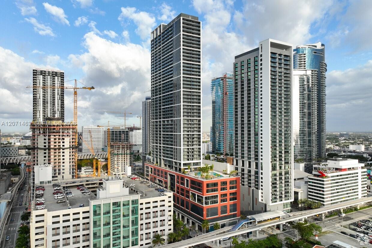 159 NE 6th Street 3109, Miami, FL 33132 photo 27