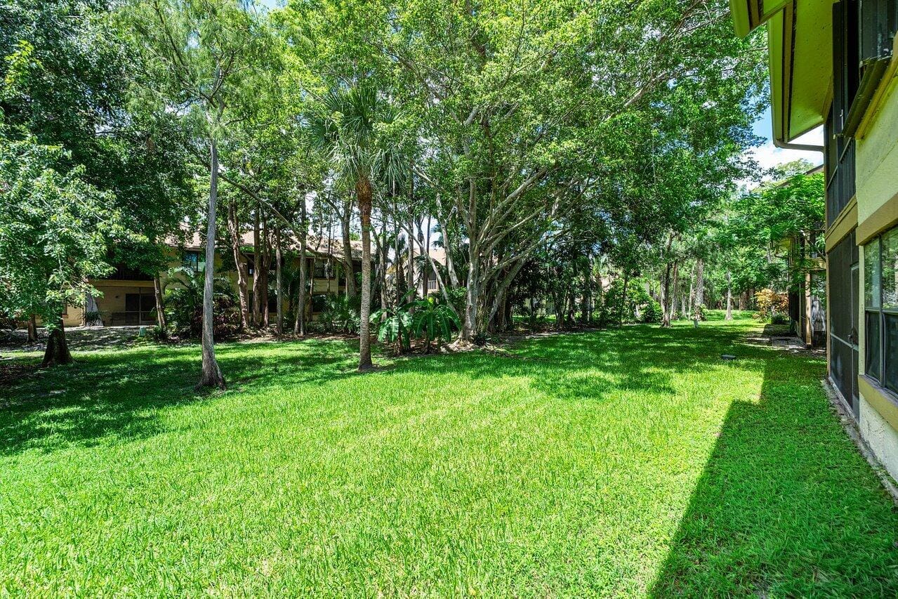 13095 BELHAVEN Court 5 — photo 4