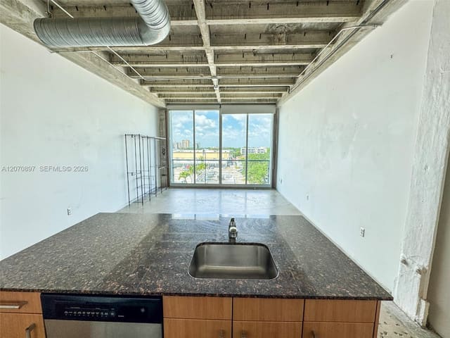 8101 Biscayne Boulevard R-411, Miami, FL 33138