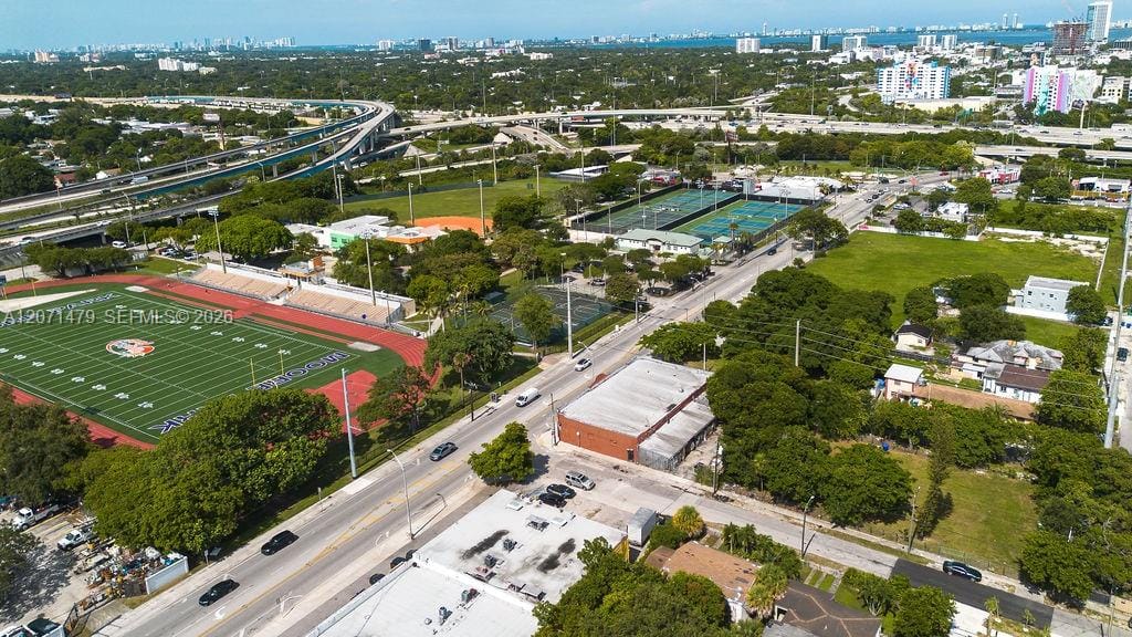 800 NW 36th Street, Miami, FL 33127 photo 27