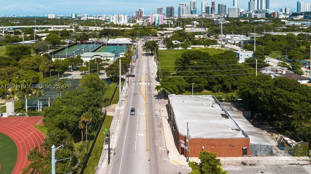 800 NW 36th Street, Miami, FL 33127 photo 6