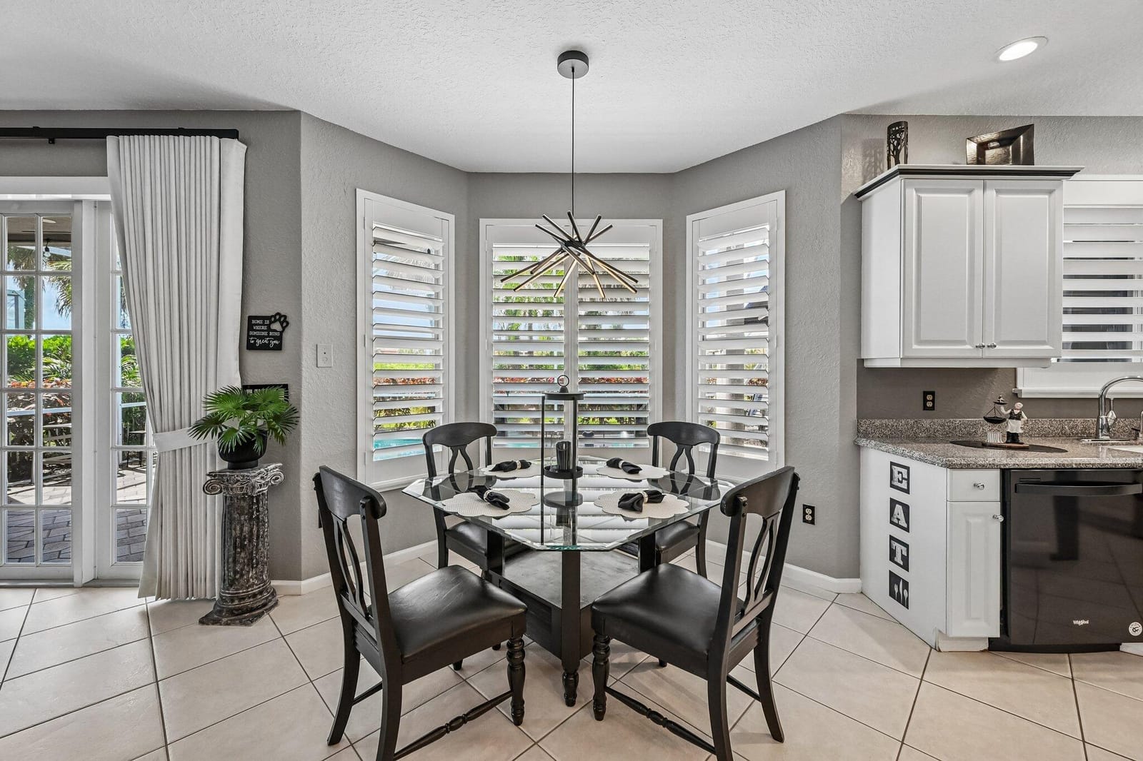 2415 WESTMONT Drive — photo 10