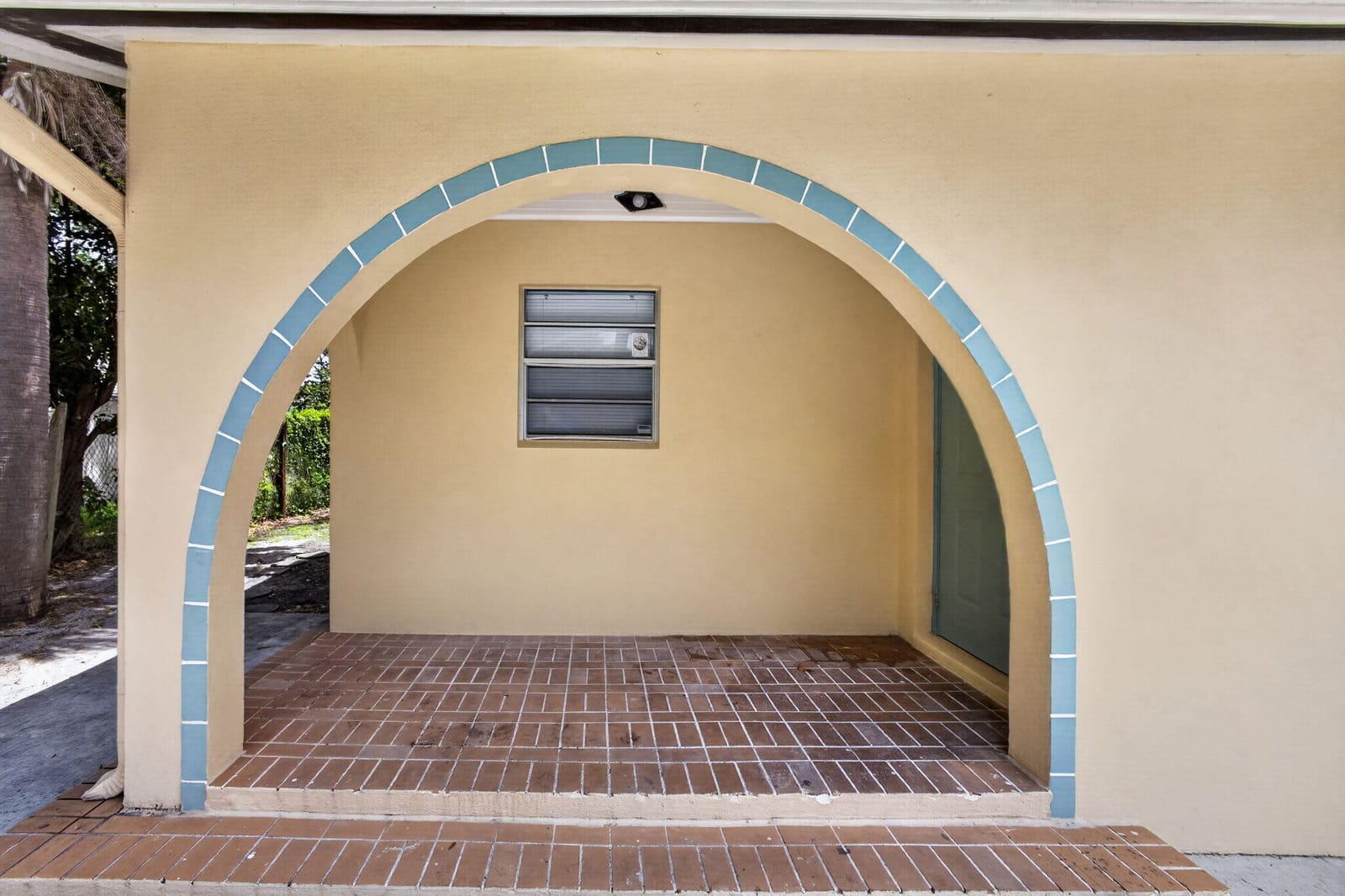 9484 Sun Court — photo 3