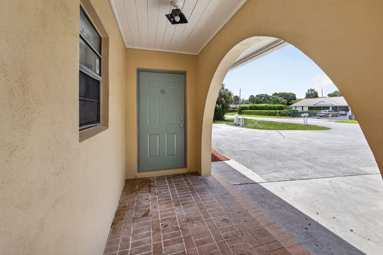 9484 Sun Court — photo 4
