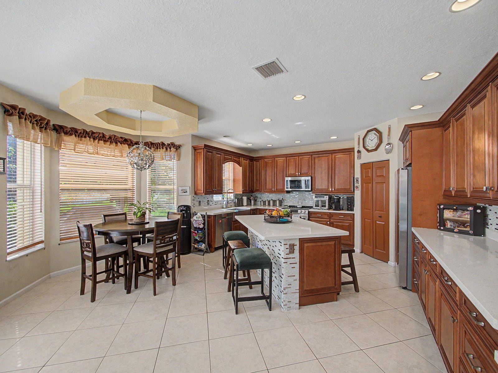 2745 Misty Oaks Circle, Royal Palm Beach, FL 33411 photo 10