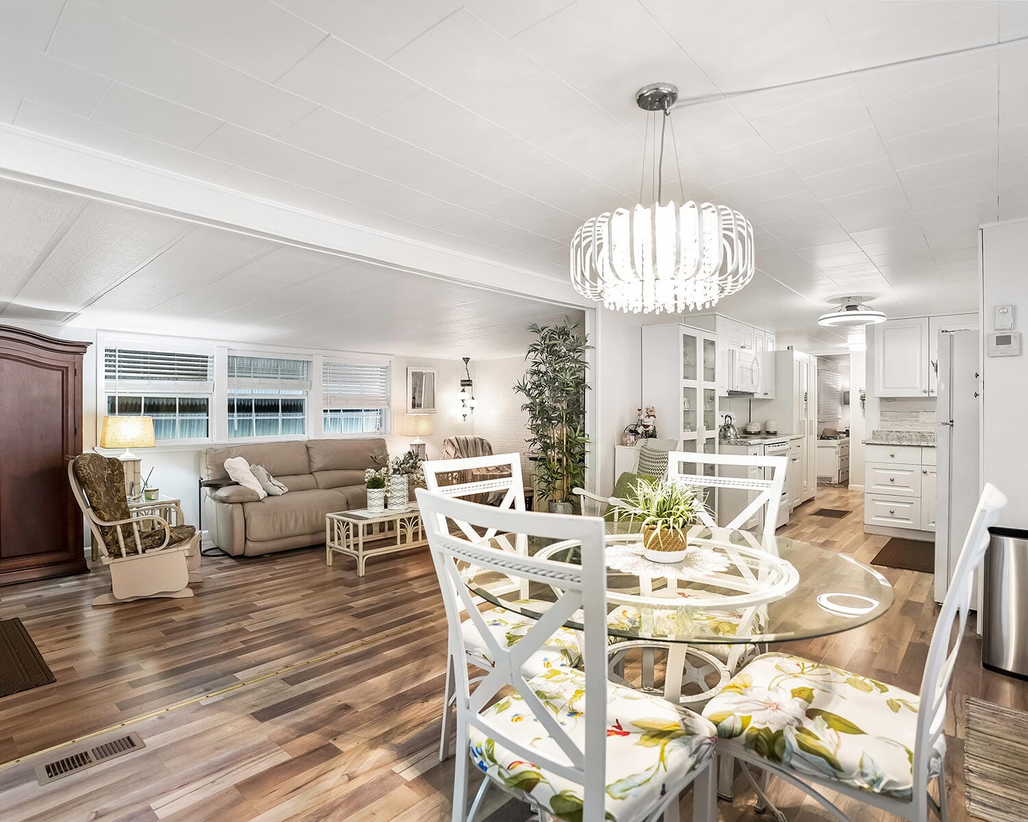 8500 SW 18th Place — photo 3