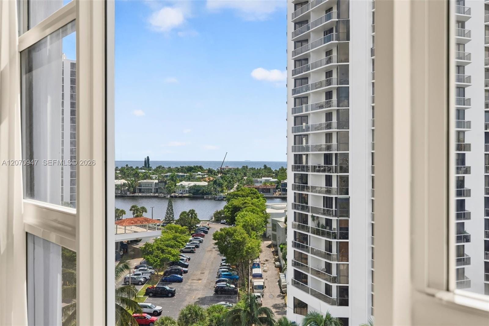 3731 N Country Club Drive 1023, Aventura, FL 33180 photo 13