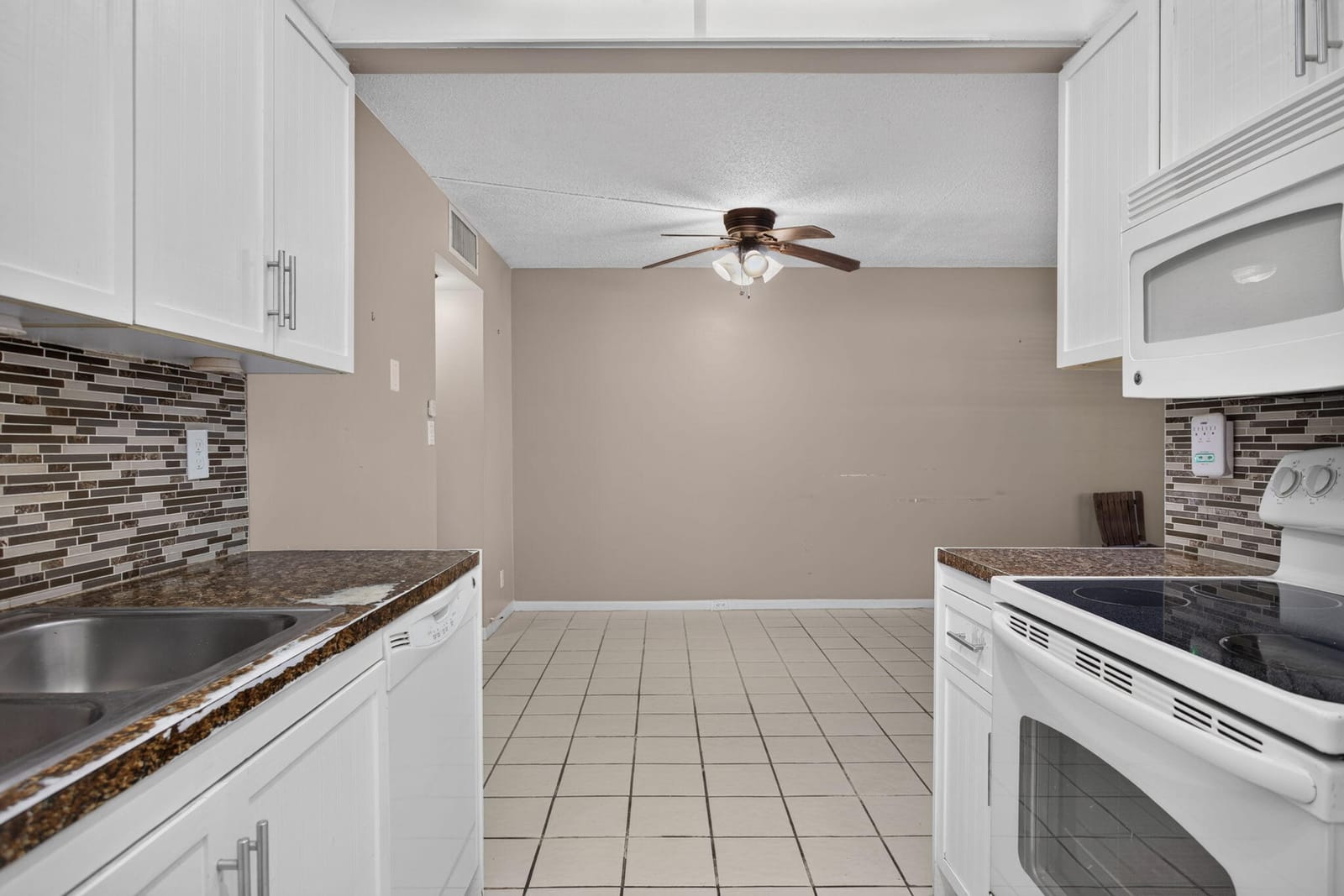 2002 Granada Drive E1, Coconut Creek, FL 33066 photo 15